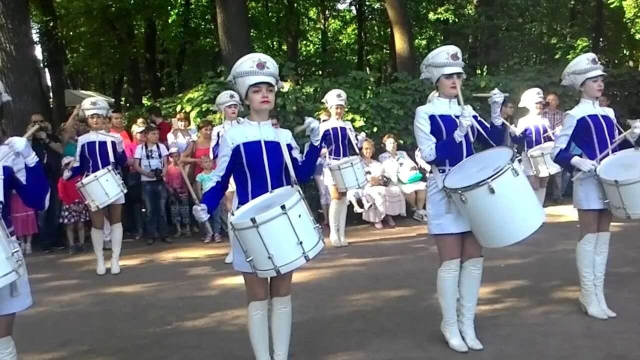 Слушать барабанщиц. Петербургские барабанщицы. шоу-группу барабанщиц. барабанщицы фото. шоу-группа  шоу барабанщиц .