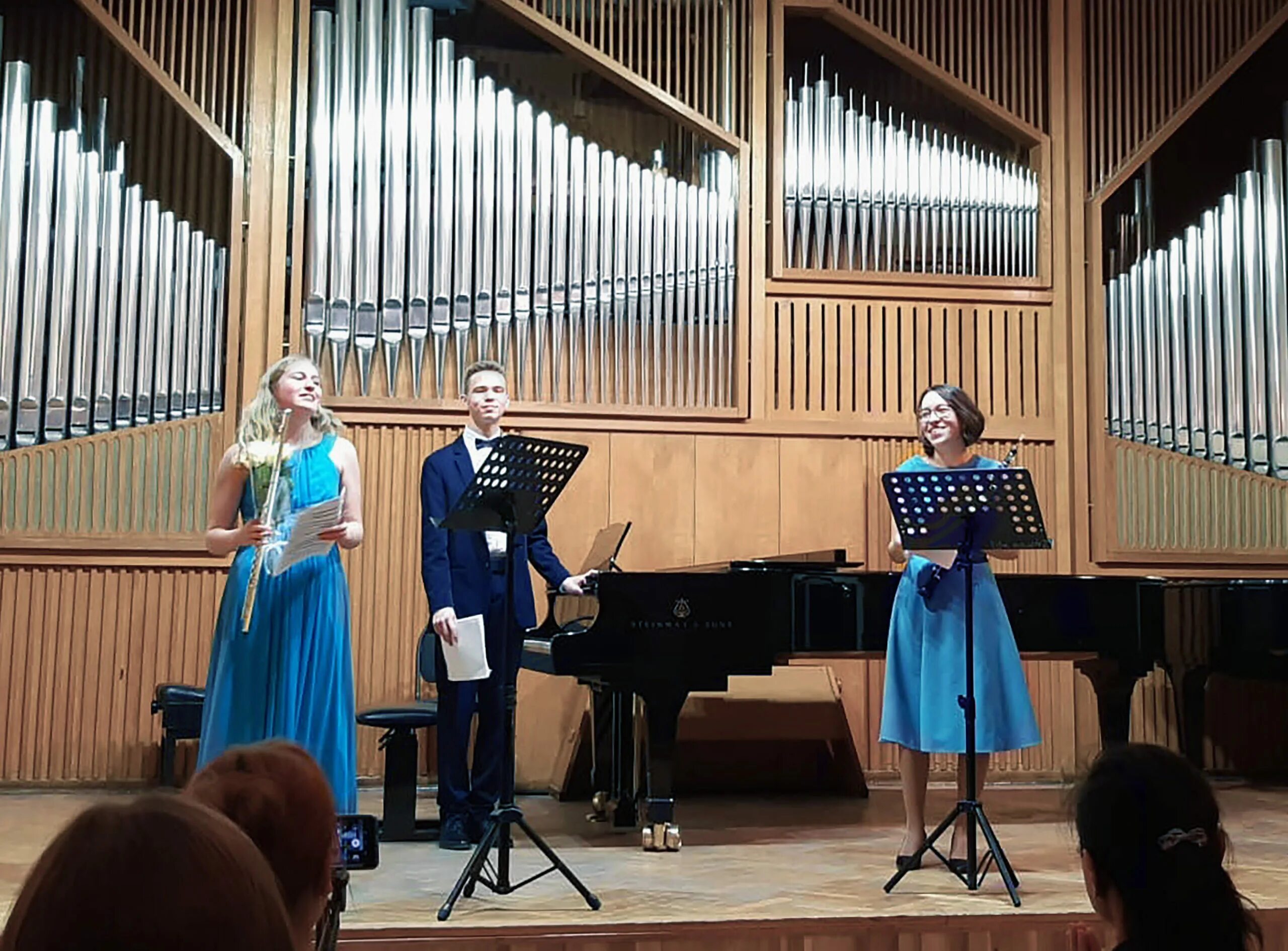 Академическое училище при московской консерватории. Музыкальное училище имени чайковского москва. Концертный зал аму при мгк. Училище при московской государственной консерватории им п. Аму при мгк им чайковского завуч.