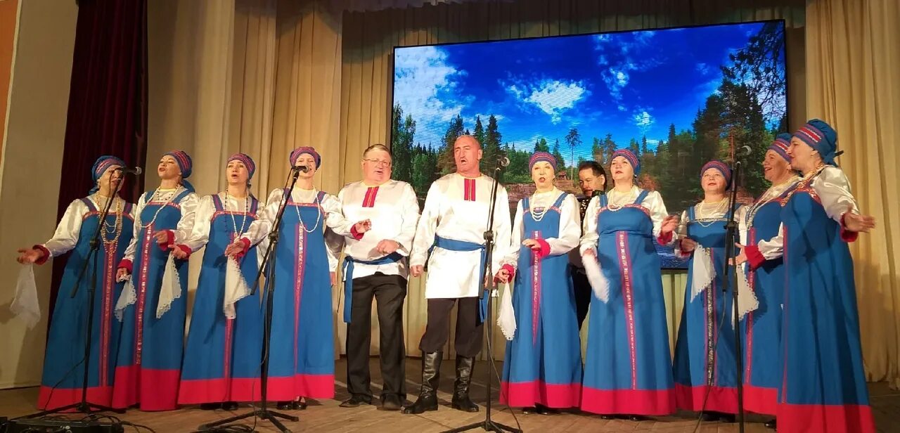 Рдк горняк. День народного единства 4 ноября обычаи и традиции. Концерт казачьего хора 14 01 2023г рдк радуга вяземский хабаровский край. Дк горняк. Рдк горняк.