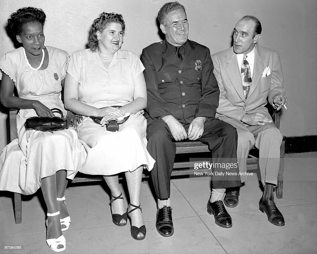 Убийцы марта бек и раймон мартинез. Марту бек. Марту бек и раймона мартинеза фернандеза. Марта бек и раймон мартинез фернандез. Рей фернандес и марта бек.