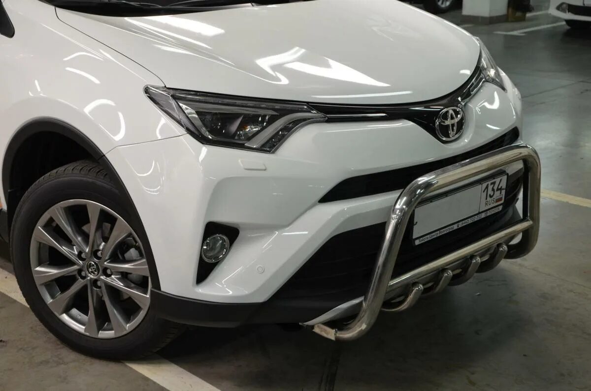Передний бампер рав 4 2017. Кенгурятник на тойота rav4. кенгурин рав4. кенгурятник на рав 4. бампера на тойота рав 4 2017 года.