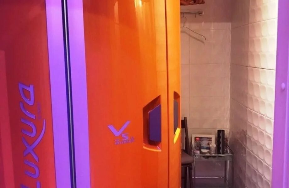 Солярий пермь. Солярий пермь. Парикмахерская николь пермь карпинского 64. Солярий пермь. Солярий ultrasun power tower 7200.