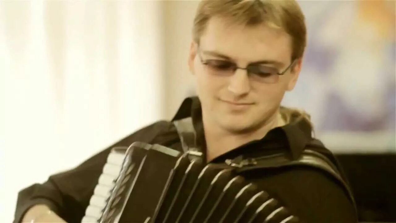 Фоссен карусель. Фоссен карусель баян. карусель. игра на баяне. флик-фляк аккордеон.