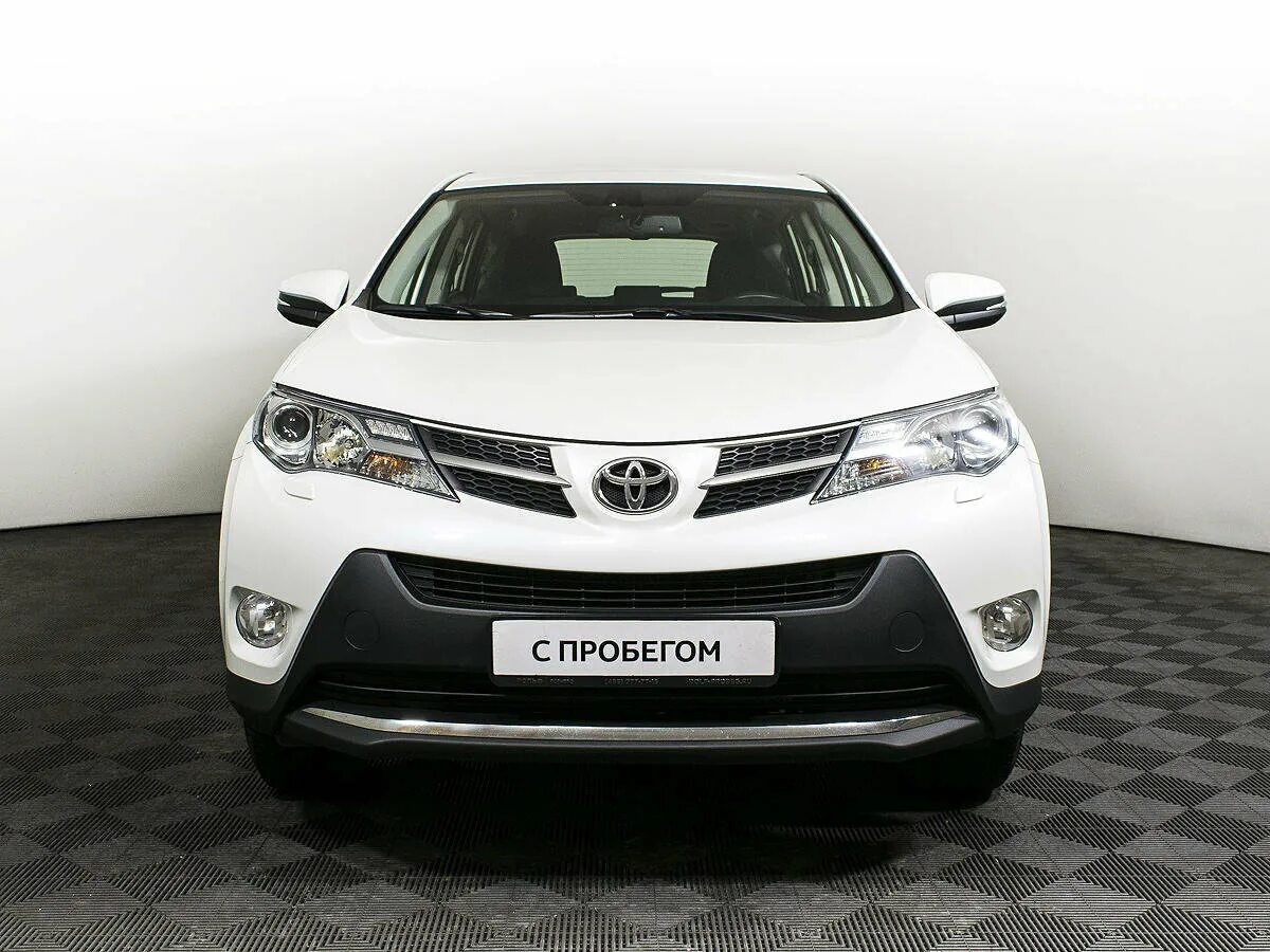 Купить рав в иркутске. Toyota rav4 IV (xa40). Серебристый rav4 xa40. Тойота рав 4 с пробегом. Toyota xa40 2013.