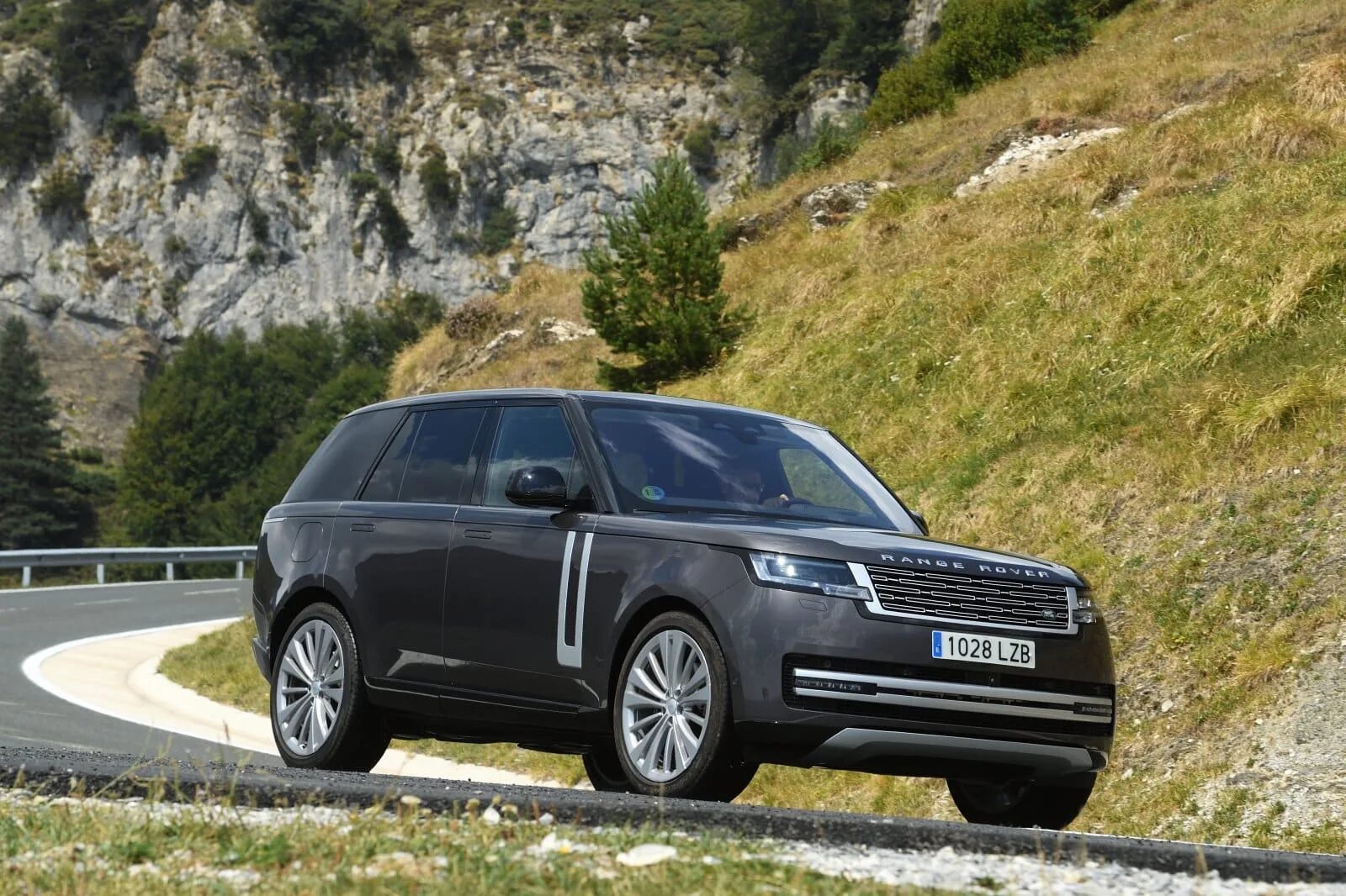Рендж ровер 2023. Range rover 2022. Новый range rover будущего. Range rover 2023. Новый range rover будущего.