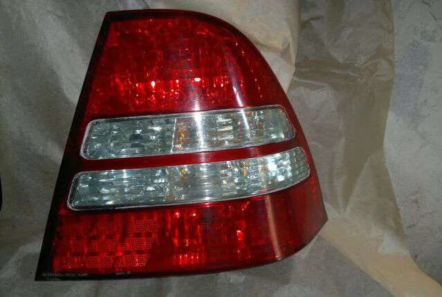 Corolla 120 led катафоты. Фонари тойота королла 120. Задний фонарь тойота corolla 120. Тойота королла 120 фонарь задний левый. Задний фонарь тойота corolla 120.
