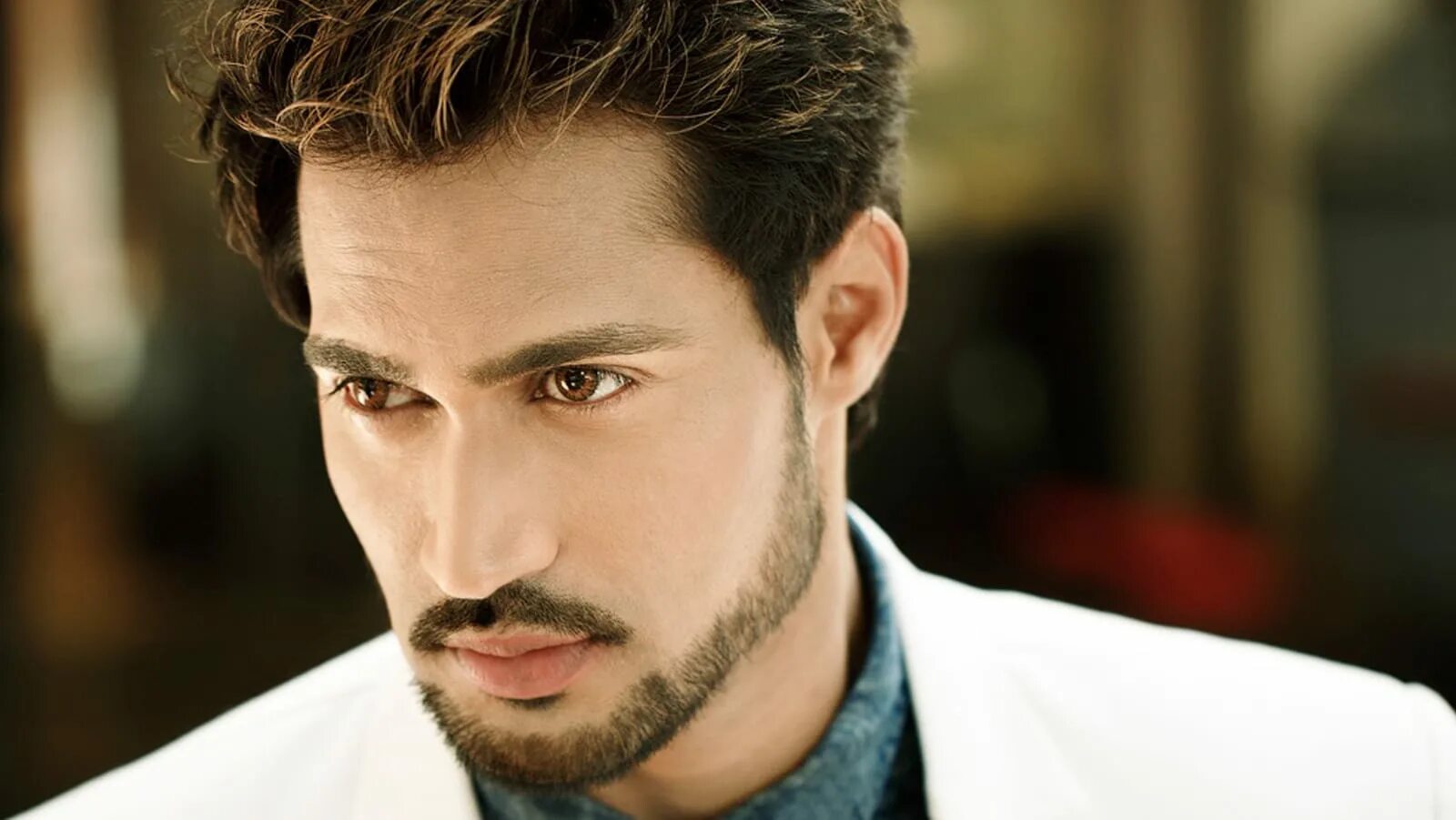 Shakib khan. Shahrukh khan 2022. Фархан кхан. Джавед икбал. Khan actor.