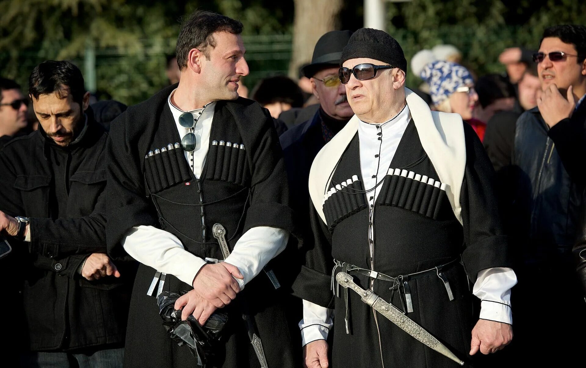 Много грузинов