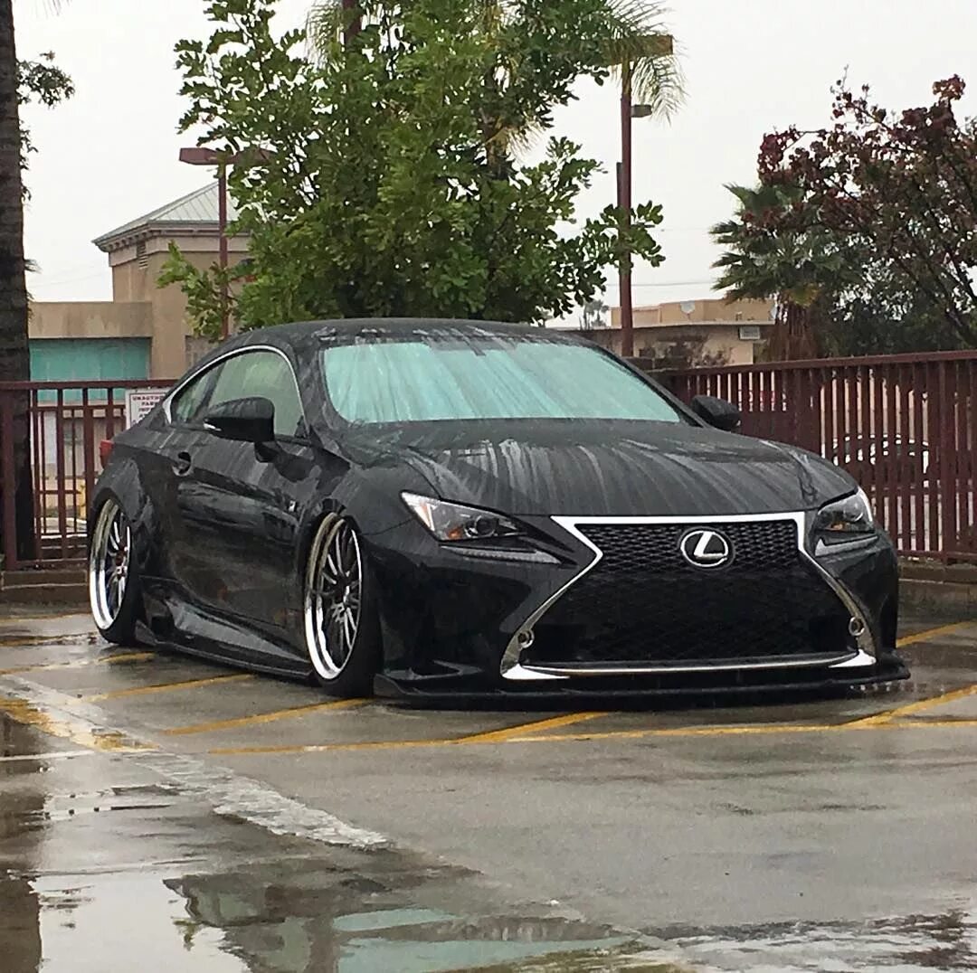 Lexus tuning. Лексус лс 300. Лс 300 Лексус черный. Лексус gs300 2020. Lexus GS 300 2020.