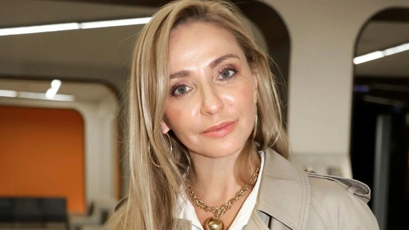 Сколько навке лет сейчас