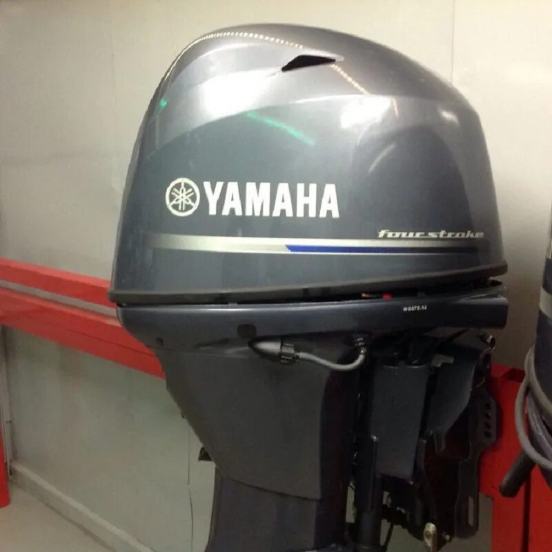 Лодочный мотор Yamaha f60. Лодочный мотор Yamaha f60fetl. Мотор Yamaha 60. Лодочный мотор Yamaha 60.