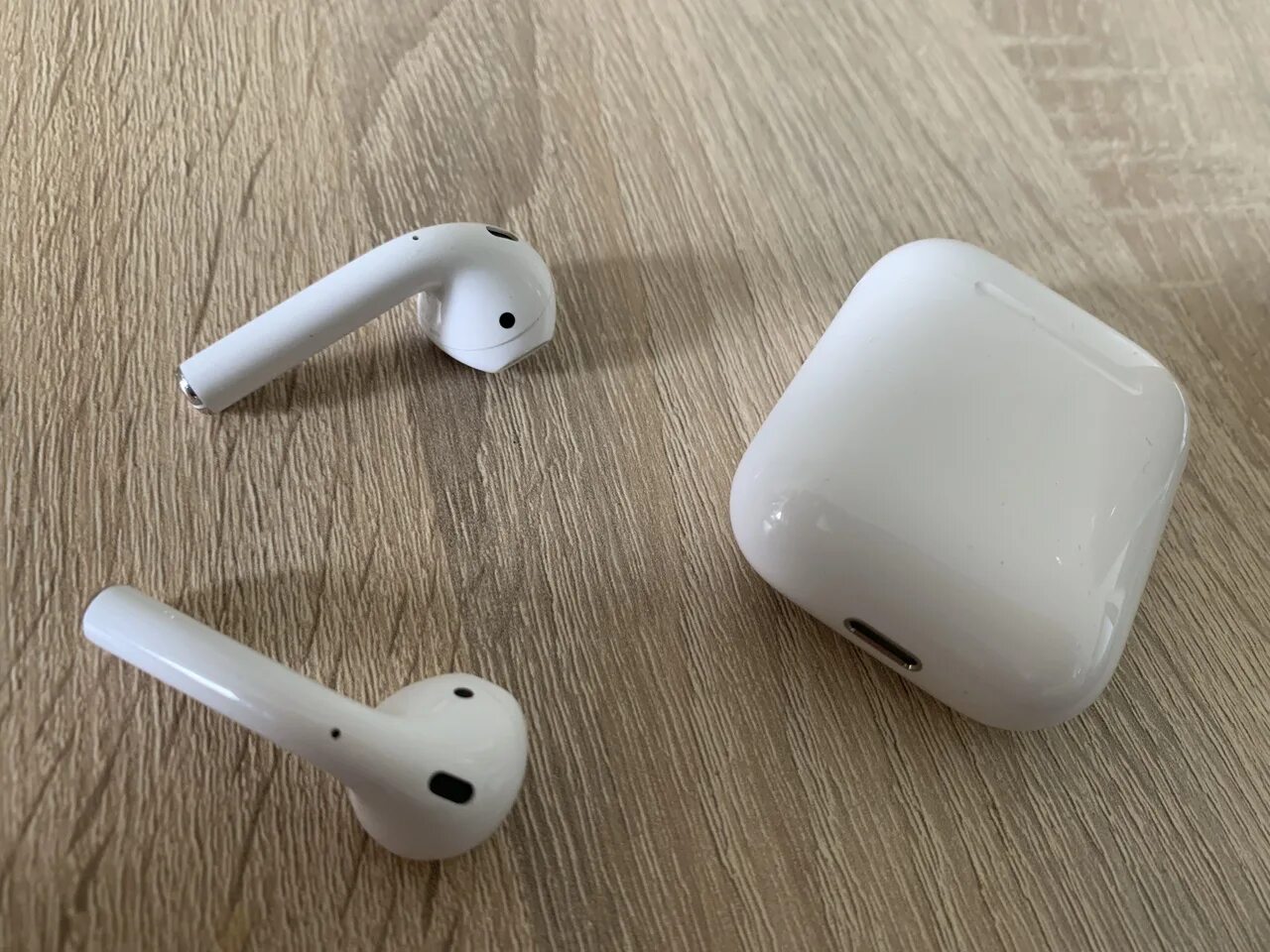 Apple AIRPODS 2. Айрподс 2 наушники. Наушники беспроводные Apple AIRPODS 2. Apple AIRPODS 1. Airpods на русском языке