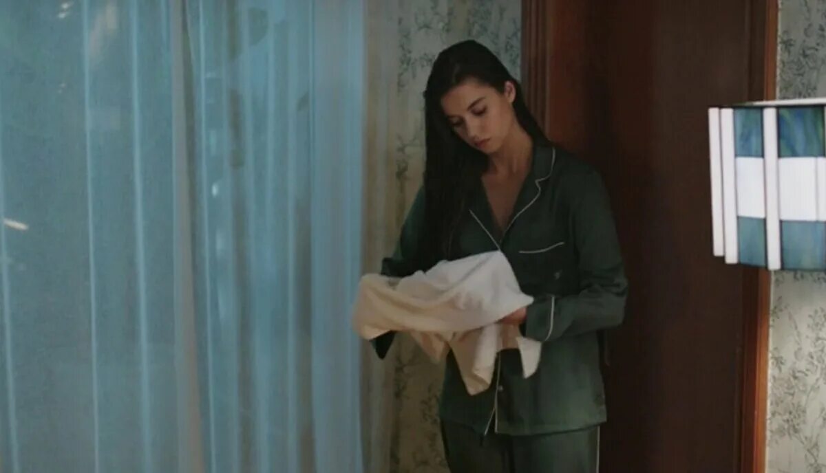 Сейран зимородок актриса. Зимородок турецкий сериал ферит. Зимородок турецкий 36 серия анонс. Сайран зимородок. Сейран и ферит.