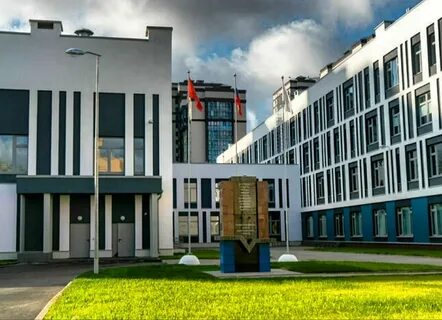 Школу 15 закрывают