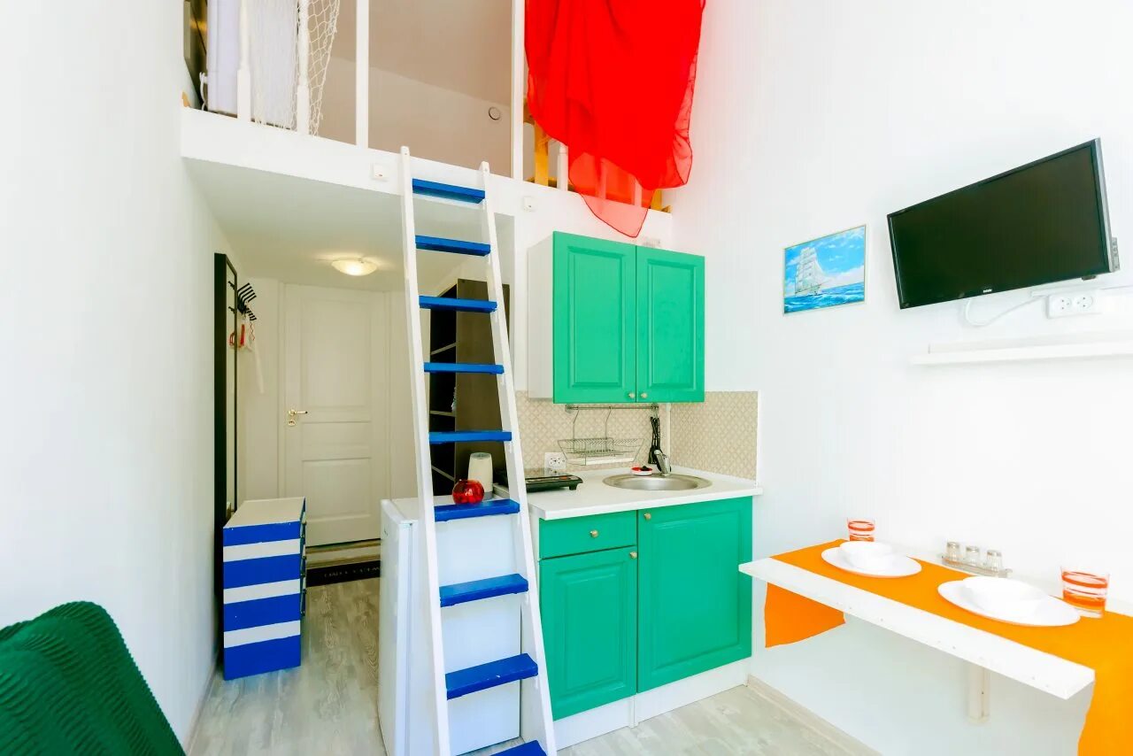 Кухня совмещенная со спальней. Смарт апарт. Making apart. Апарт-квартал tribeca apartments москва. Интерьер обыкновенных квартир.