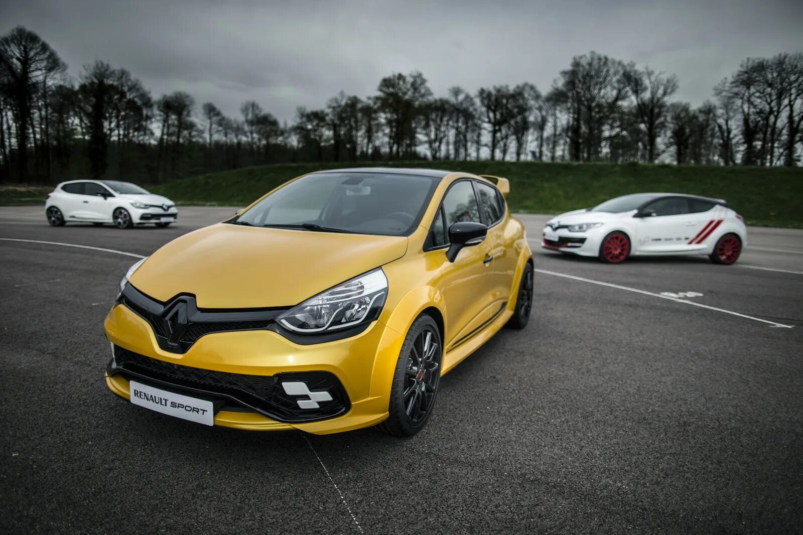 Reno clio rs. Renault clio rs. renault clio rs 2016. рено клио рс 2025. renault clio rs 16 concept.