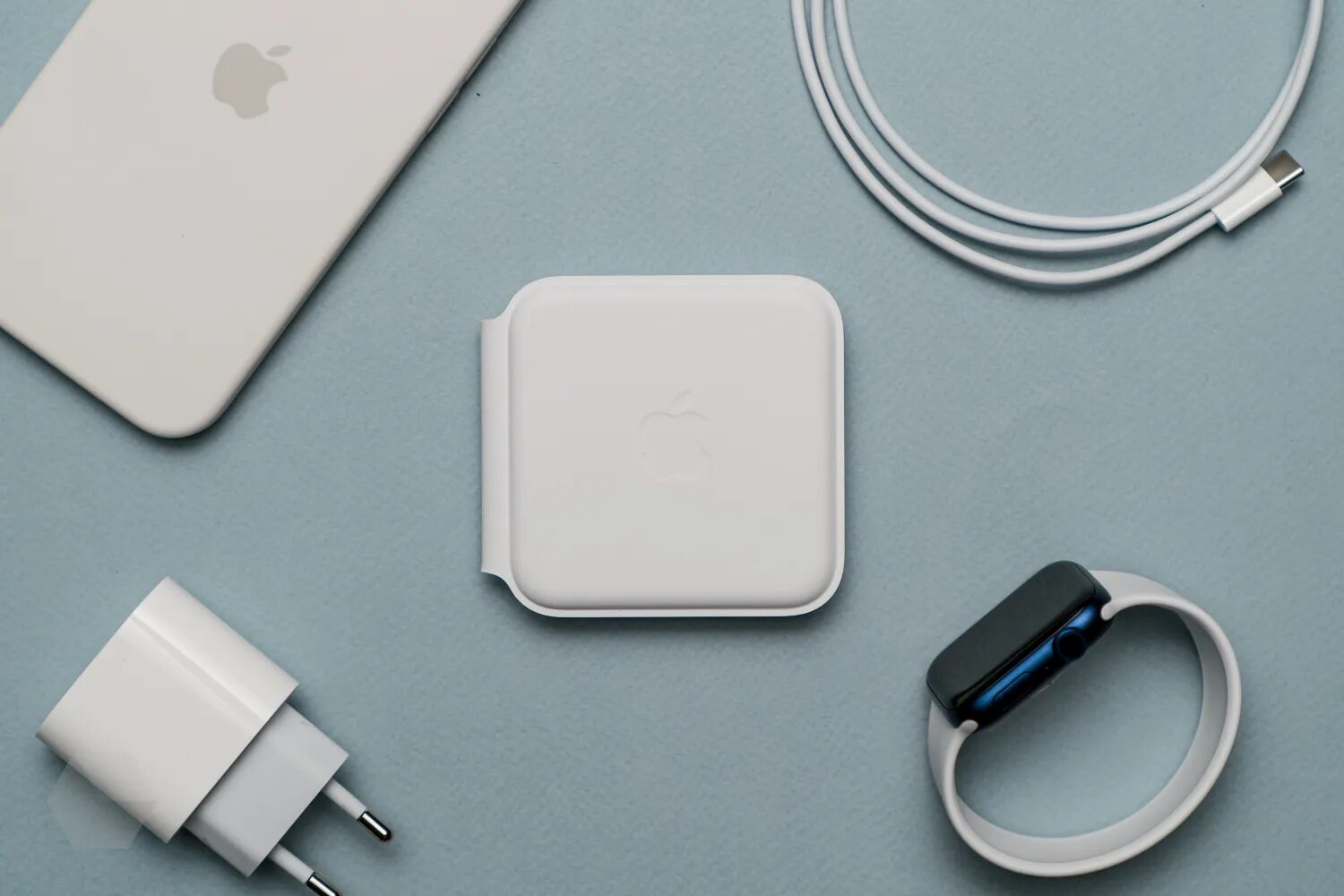 Зарядное устройство magsafe duo. Magsafe duo charger. apple magsafe duo charger. двойное зарядное устройство apple magsafe. magsafe duo charger разъем.