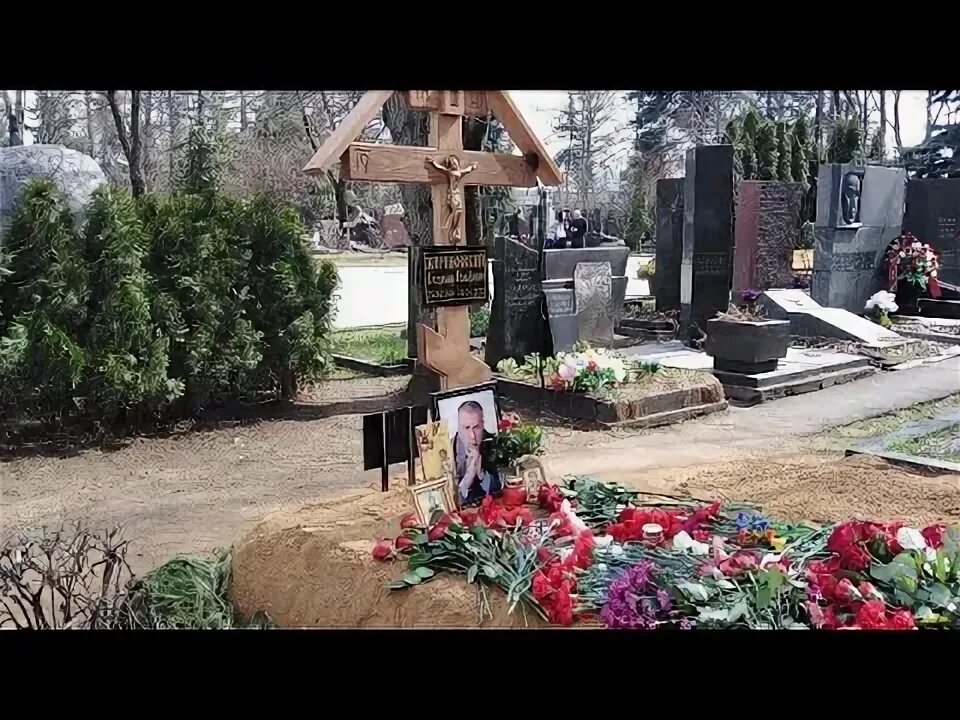 Кладбище в америке. Кладбище знаменитостей видео. Памятники актеров на троекуровском кладбище. Кладбище знаменитостей видео. Кладбище знаменитостей.