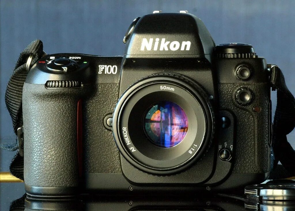 Nikon f 100. Nikon f100 kit. nikon f5 review.