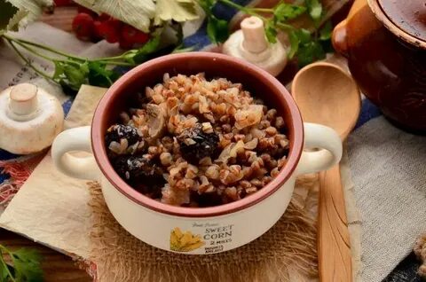 Горшочки с черносливом