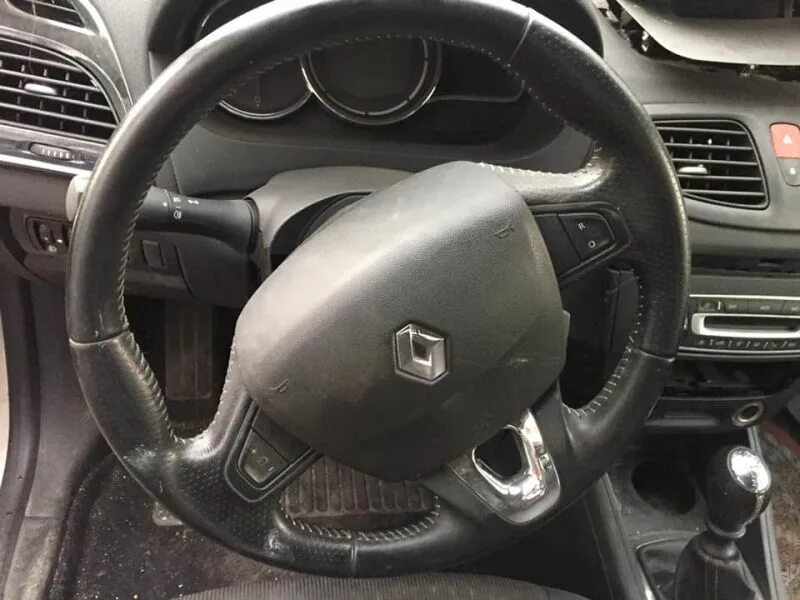 Подушка безопасности пассажира Renault Fluence 985250008R купить в Москве по цен