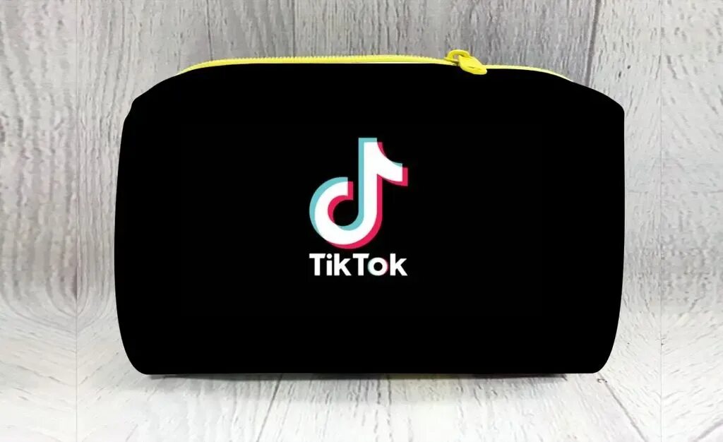 Tik tok товары. Tik tok 35. Сумка из тик тока. Tik tok тик ток. Подставка для телефона для тик тока.