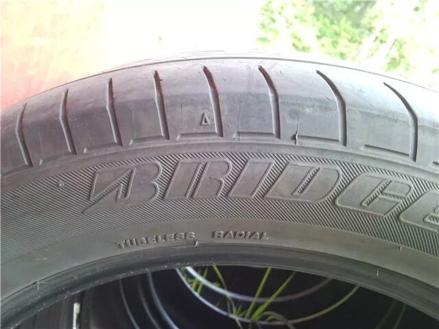 A t 215 60 r17. Автомобильная шина Bridgestone potenza re910 175/65 r14 81t всесезонная.