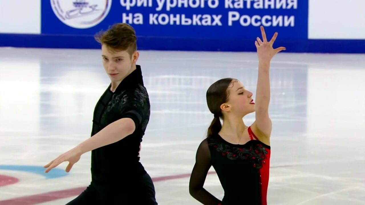 Загитова и валиева. Камила валиева на льду. Фигурное катание юниоры 2023 2024. Щербакова гончаров. Хлызова ляйсан.
