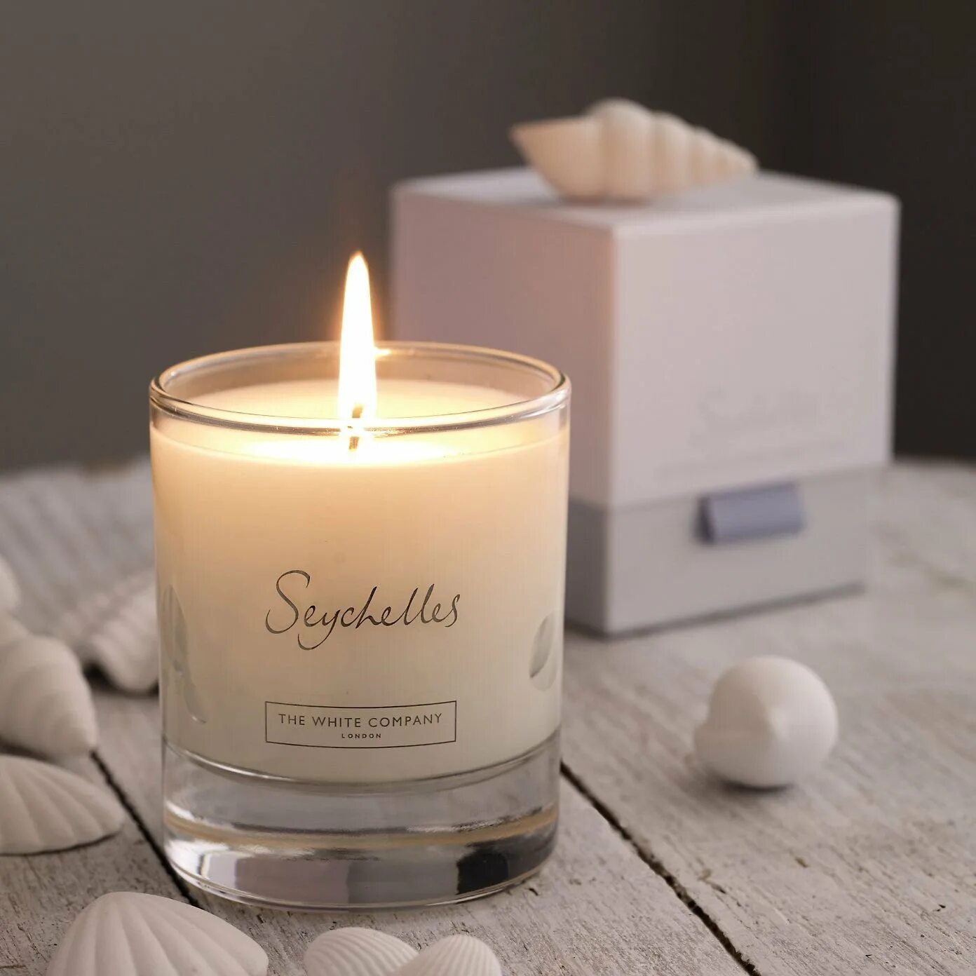 Свечи с пожеланиями внутри. Свечи с надписями. Свечка с надписью. Наклейки на свечи. Свечка с надписью.