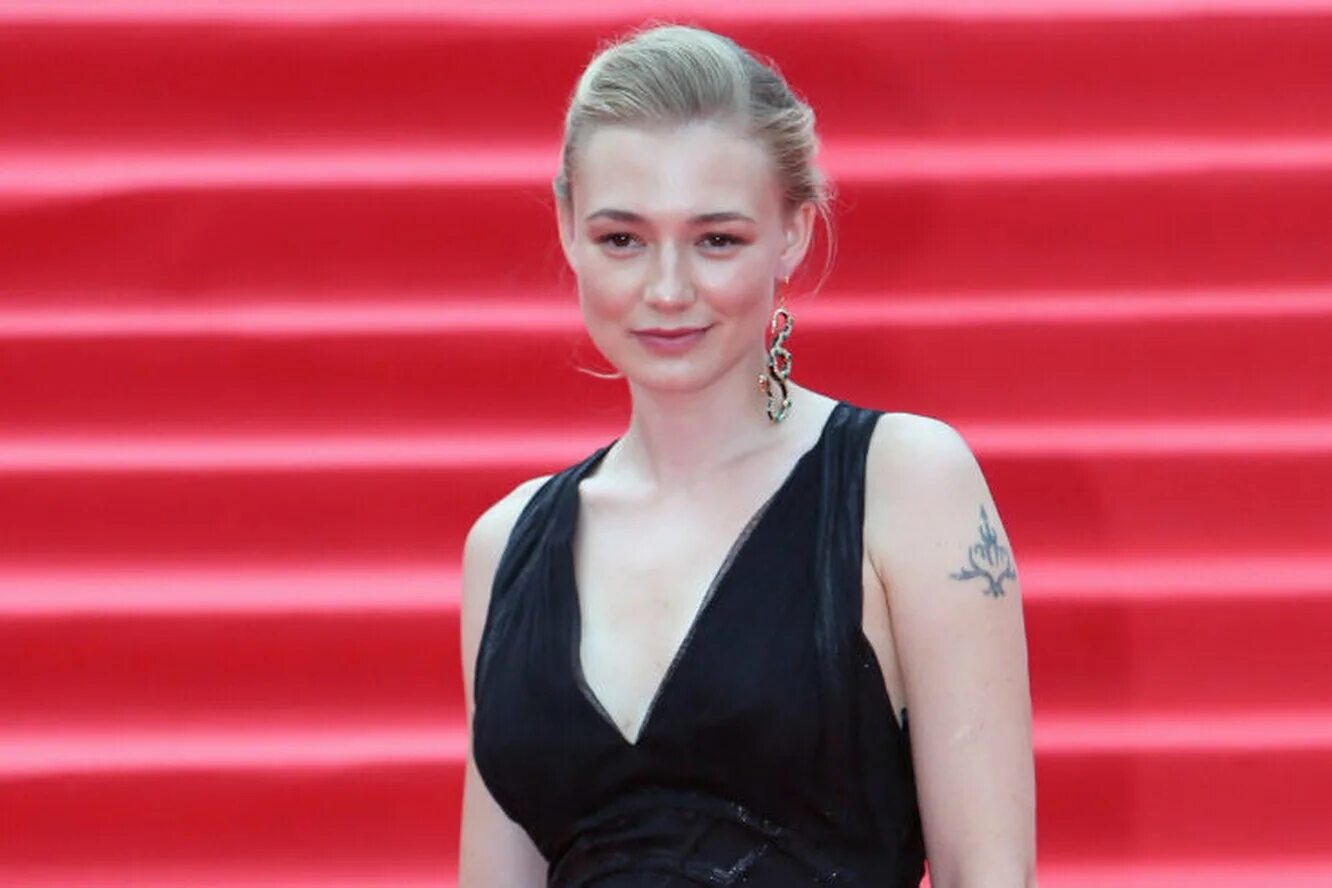 оксану акиньшину