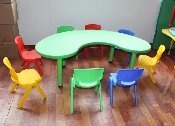 Столы для детского сада. Детские столы для садика. Столы и стулья для садика. Детский стол в садике. Столы для садика