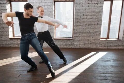 Тренер танцы картинки