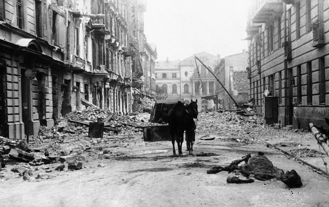 Разрушенная Варшава 1939. Оккупированная Варшава 1939. Польша начала вторую мировую