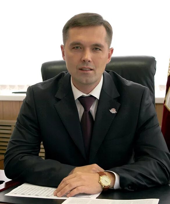 ломихин алексей владимирович школа 45. андрей владимирович шевченко краснодар директор школы. шульга александр алексеевич. руководители в английской школе. директор школы 1317 константин петров.