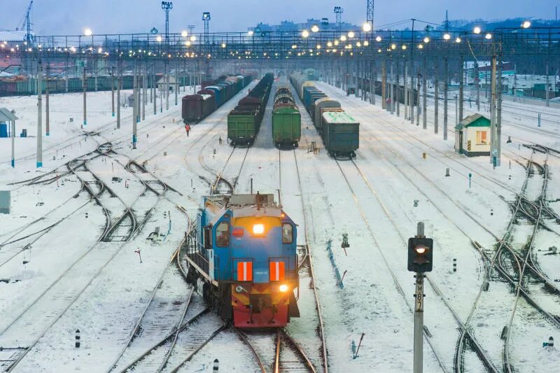 Станция Инская Новосибирск. Сортировочная станция Инская Новосибирск. Станция Инская полувагоны. Маневровый парк РЖД. Производство маневров на станциях