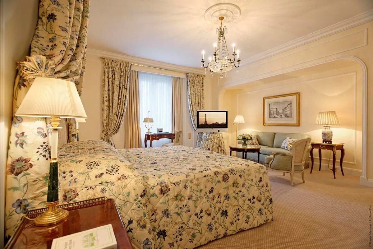 Интерконтиненталь париж le grand ресторан. Le paris. Отель шангри ла париж. Le paris. Le stresa париж ресторан.