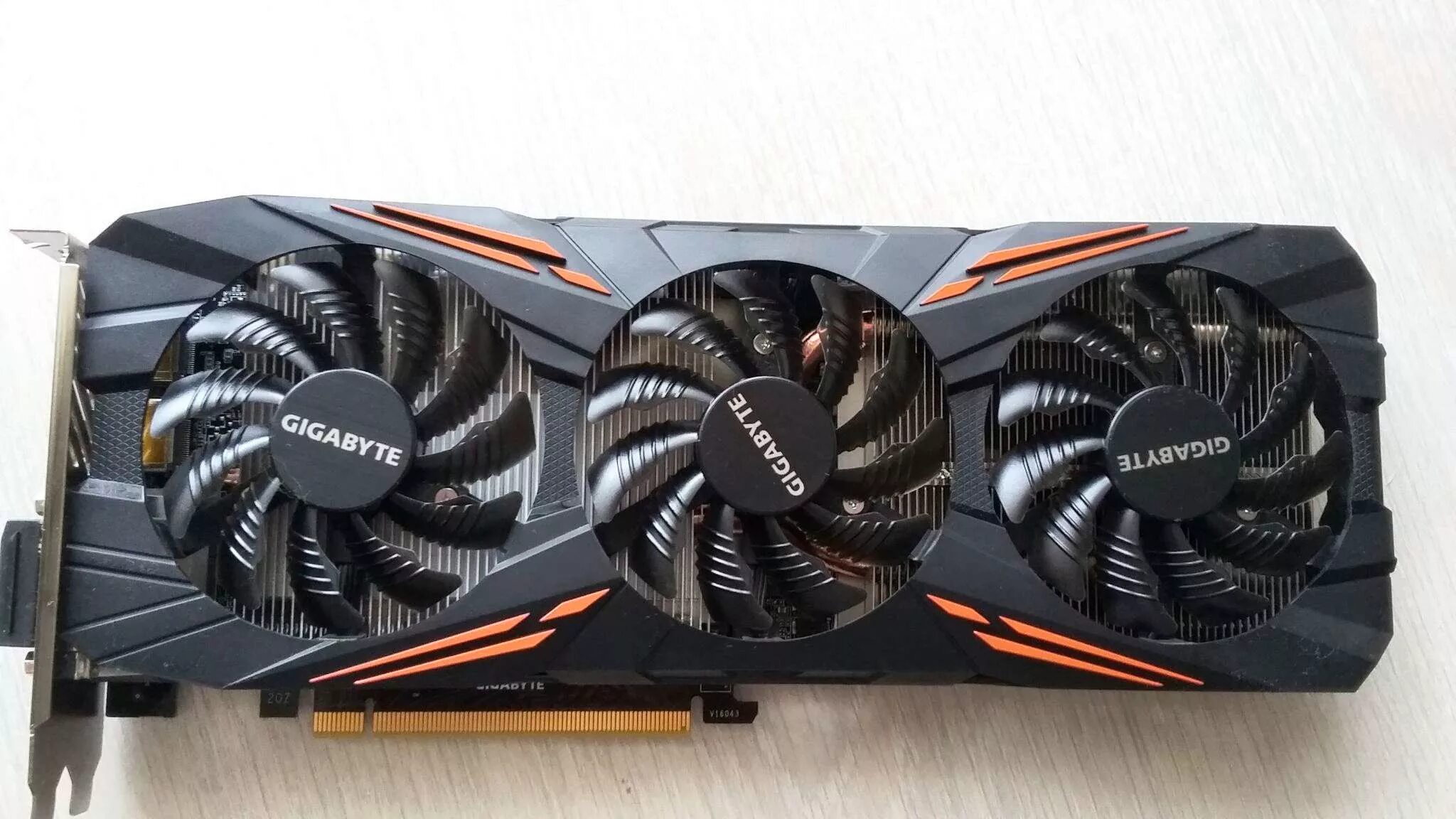 Gigabyte 1070 g1 gaming. GTX 1070 Gigabyte. Видеокарта Gigabyte GEFORCE GTX 1070 1620mhz. Видеокарта Gigabyte GEFORCE GTX 1070 1607mhz PCI-E 3.0 8192mb 8008mhz 256 bit DVI HDMI HDCP Rock. Видеокарта Gigabyte GEFORCE GTX 1070 1582mhz PCI-E 3.0 8192mb 8008mhz 256 bit DVI HDMI HDCP Windforce OC Rev. 2.0.