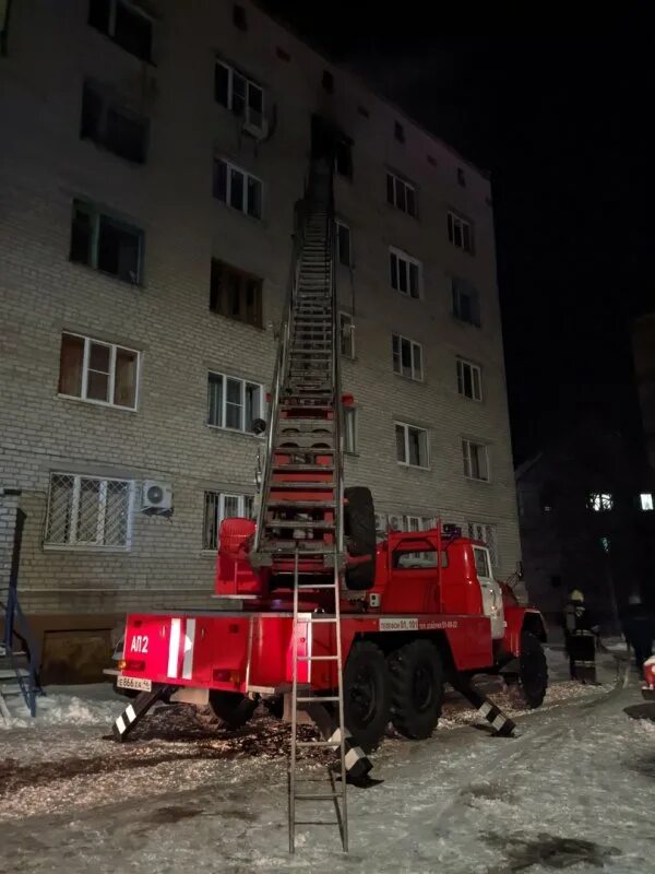 Сгоревшее общежитие. Красный октябрь 11 Курск. Пожар в Курске. Пожар в Курске на красного октября. Пожар в Курске сейчас.