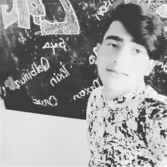 Озан ахмедов sevgi dilenirem текст песни с переводом. Sen ve men. Sen ve men. Baylar. Ask wekiler.