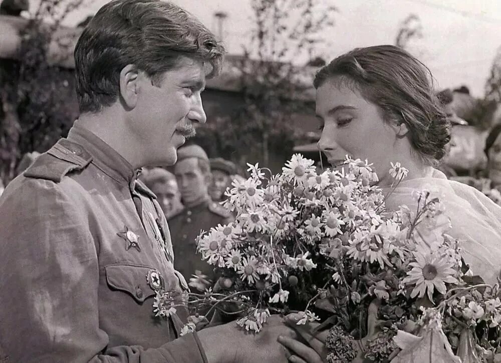 Любовь в годы великой отечественной войны. Летят Журавли 1957.