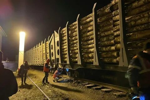 Если поезд с рельс сойдет мало