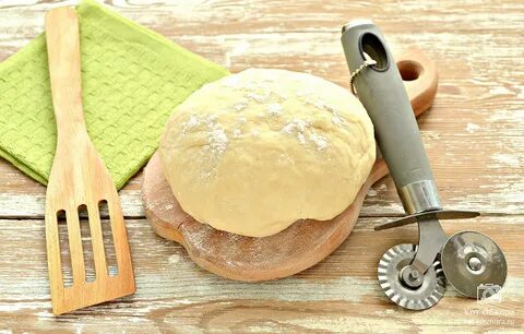 Тесто для чебуреков вкусное быстрое