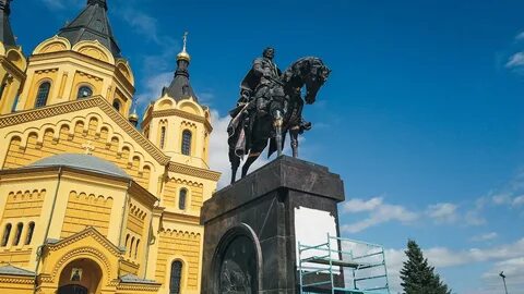 Памятник невскому в нижнем