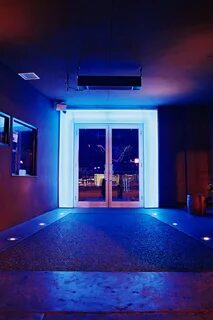 Door club