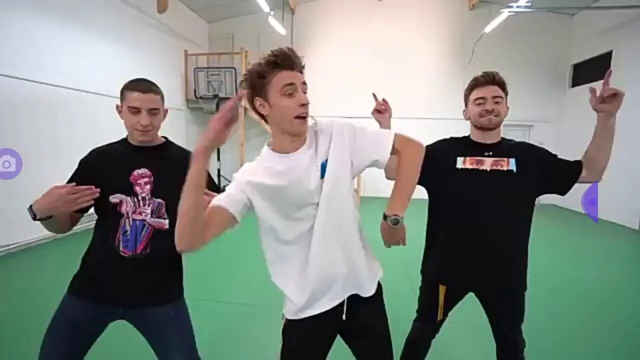 Лет гленту из команды а 4