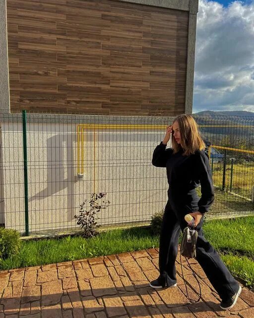 Кристина озимкова. Надин блоггер. Dobromirovnaa инстаграм. Dobromirovnaa инстаграм. Dobromirovnaa инстаграм.