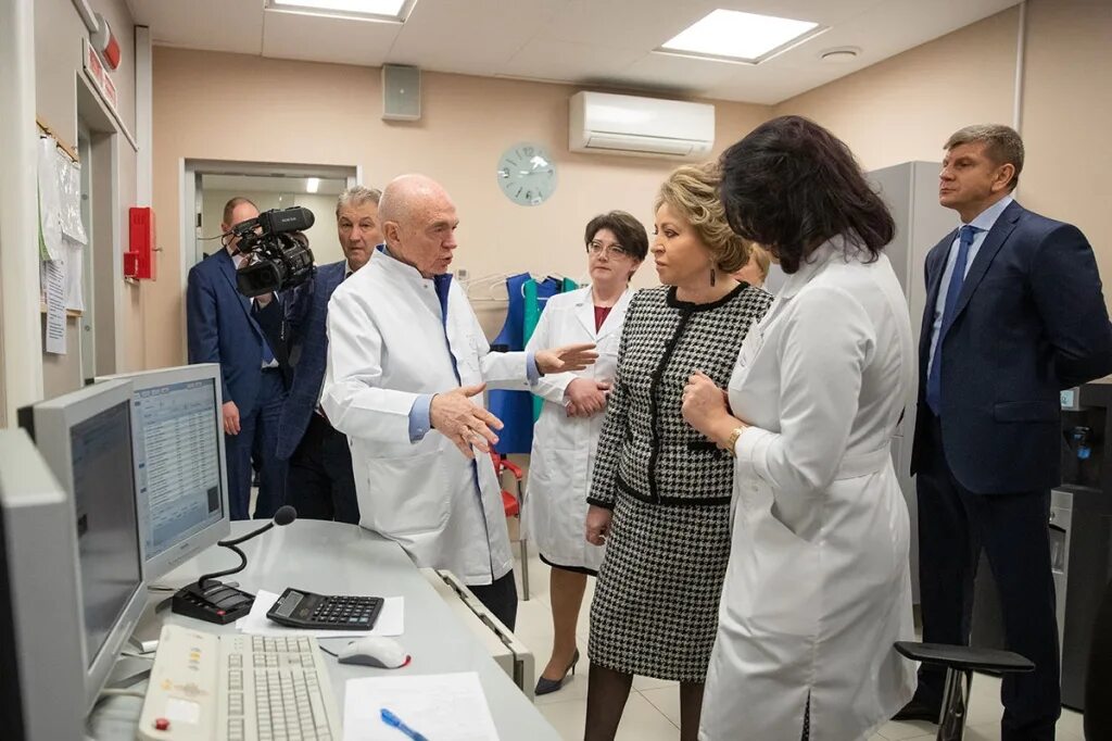 Providence tarzana medical center;. Салон красоты долгопрудный пацаева. Палата в стационаре. Центр к медицина отзывы. Больница 24/7 на автозаводской.