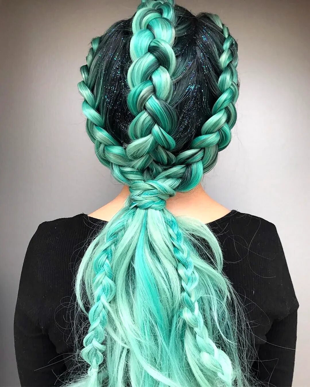 Французские косы с канекалоном 2 косы. 2 braids канекалон палитра. Заплести разноцветные косички. 6 колосков с канекалоном. 6 колосков с канекалоном.