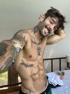 Slideshow rafael gueto onlyfans.
