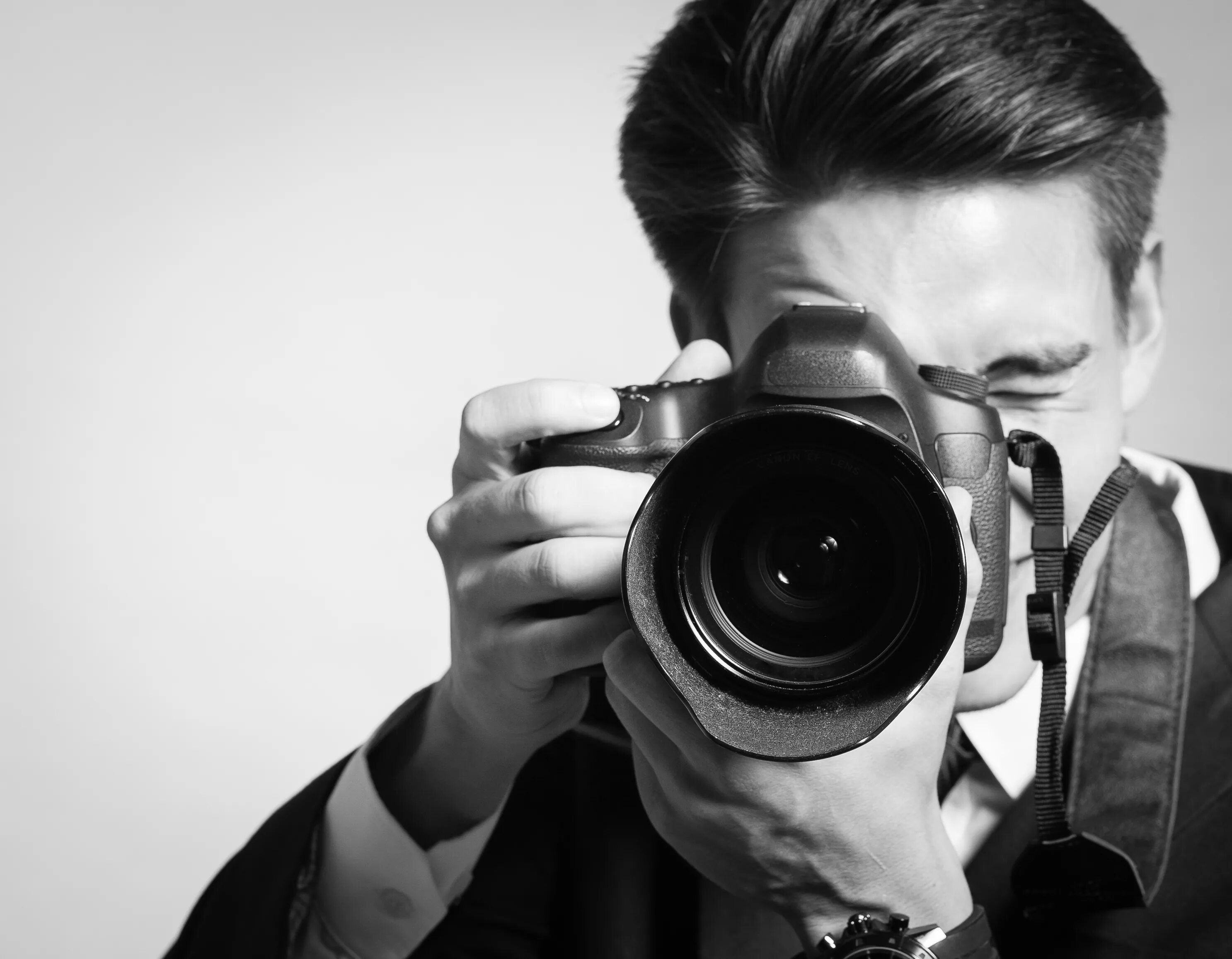 Mark work as a photographer
